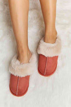 Load image into Gallery viewer, Melody Fluffy Indoor Slippers
