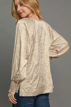 Load image into Gallery viewer, Umgee Wrinkled Round Neck Lantern Sleeve Blouse
