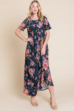 Load image into Gallery viewer, BOMBOM Floral Short Sleeve Maxi Dress
