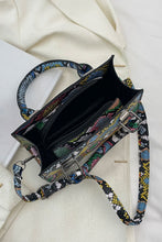 Load image into Gallery viewer, Snakeskin Print PU Leather Handbag
