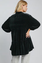Load image into Gallery viewer, Umgee Full Size Polka Dot Button Up Half Sleeve Shirt
