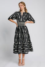 Load image into Gallery viewer, Umgee Bow Tie Print Notched Contrast Velvet Trim Midi Dress
