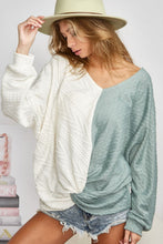 Load image into Gallery viewer, BiBi Twist Front Contrast Cable Knit Top
