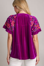 Load image into Gallery viewer, Umgee Full Size Velvet Embroidery Short Sleeve Blouse
