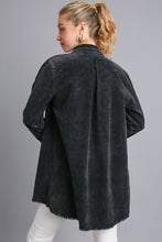 Load image into Gallery viewer, Umgee Raw Hem Button Down Denim Jacket with Chest Pockets
