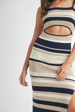 Load image into Gallery viewer, 92d22032a51b47c6b3a2893a4c8577b1-Max-Origin
