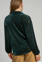 Load image into Gallery viewer, Umgee Animal Print Button Up Velvet Shirt
