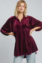 Load image into Gallery viewer, Umgee Full Size Polka Dot Button Up Half Sleeve Shirt
