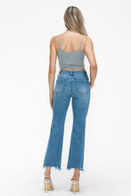 Load image into Gallery viewer, bytos Raw Hem Distressed Mid Rise Crop Jeans
