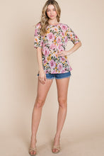 Load image into Gallery viewer, BOMBOM Floral Round Neck T-Shirt
