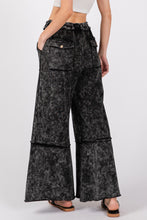 Load image into Gallery viewer, SAGE + FIG Mineral Washed Terry Wide Leg Pants
