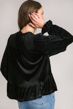 Load image into Gallery viewer, Umgee Babydoll Tie Neck Flounce Sleeve Blouse
