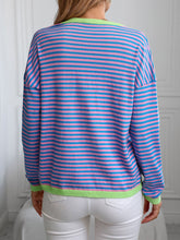 Load image into Gallery viewer, Contrast Trim Striped V-Neck Long Sleeve Knit Top

