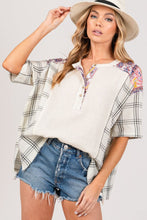 Load image into Gallery viewer, SAGE + FIG Plaid Half Button Gauze Top
