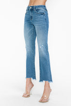 Load image into Gallery viewer, bytos Raw Hem Distressed Mid Rise Crop Jeans

