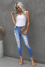 Load image into Gallery viewer, Button Front Frayed Ankle Skinny Jeans
