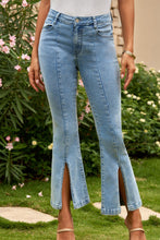 Load image into Gallery viewer, Center Seam Slit Flare Jeans
