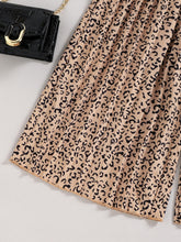 Load image into Gallery viewer, Girls Ribbed Halter Neck Tank and Leopard Pleated Wide Leg Pants Set
