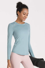 Load image into Gallery viewer, Quick-Dye Curved Hem Sports Top
