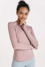 Load image into Gallery viewer, Quick-Dye Curved Hem Sports Top
