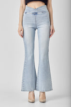 Load image into Gallery viewer, RISEN Crossover Waist Pull-On Flare Jeans
