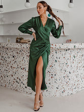 Load image into Gallery viewer, Surplice Bubble Sleeve Midi Dress
