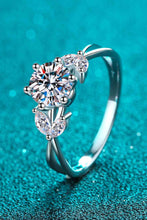 Load image into Gallery viewer, Come With Me 1 Carat Moissanite Ring
