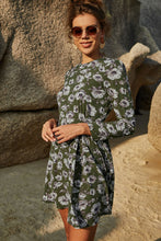 Load image into Gallery viewer, Floral Puff Sleeve A-Line Dress
