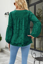 Load image into Gallery viewer, Applique Frill Trim Gathered Detail Blouse
