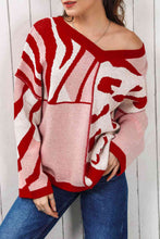 Load image into Gallery viewer, V-Neck Printed Dropped Shoulder Sweater
