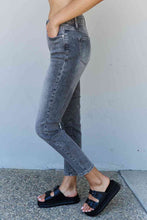 Load image into Gallery viewer, Judy Blue Racquel Full Size High Waisted Stone Wash Slim Fit Jeans
