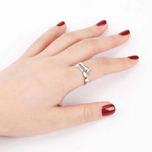 Load image into Gallery viewer, Hug Shape 925 Sterling Silver Bypass Ring
