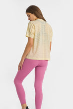Load image into Gallery viewer, Breathable and Lightweight Short Sleeve Sports Top
