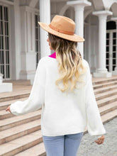 Load image into Gallery viewer, Heart Graphic Round Neck Sweater

