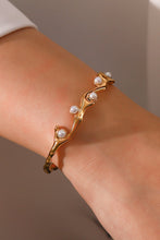 Load image into Gallery viewer, Inlaid Synthetic Pearl Open Bracelet
