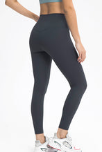 Load image into Gallery viewer, Card Pocket Leggings
