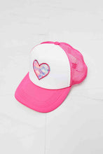 Load image into Gallery viewer, Fame Falling For You Trucker Hat in Pink
