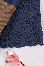 Load image into Gallery viewer, Color Block Spliced Lace Buttoned Tee
