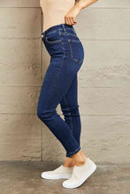 Load image into Gallery viewer, BAYEAS Mid Rise Slim Jeans
