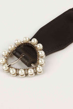 Load image into Gallery viewer, Pearl Heart Buckle Elastic Belt
