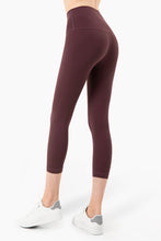 Load image into Gallery viewer, Feel Like Skin Elastic Waistband Cropped Yoga Leggings
