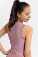 Load image into Gallery viewer, Ribbed Crisscross Round Neck Cropped Sports Tank
