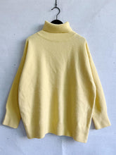 Load image into Gallery viewer, Turtleneck Long Sleeve Sweater
