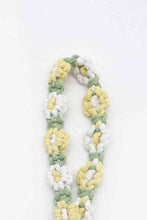 Load image into Gallery viewer, Assorted 4-Piece Macrame Flower Keychain
