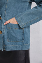 Load image into Gallery viewer, Pocketed Button Up Denim Jacket
