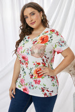 Load image into Gallery viewer, Plus Size Floral Print Sequin Pocket Tee
