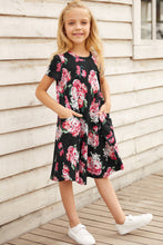 Load image into Gallery viewer, Girls Floral Round Neck Short Sleeve Dress with Pockets
