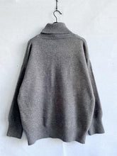 Load image into Gallery viewer, Turtleneck Long Sleeve Sweater
