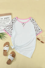 Load image into Gallery viewer, Plus Size Contrast Leopard Raglan Tee
