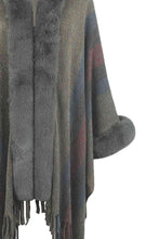 Load image into Gallery viewer, Color Block Fringe Detail Poncho
